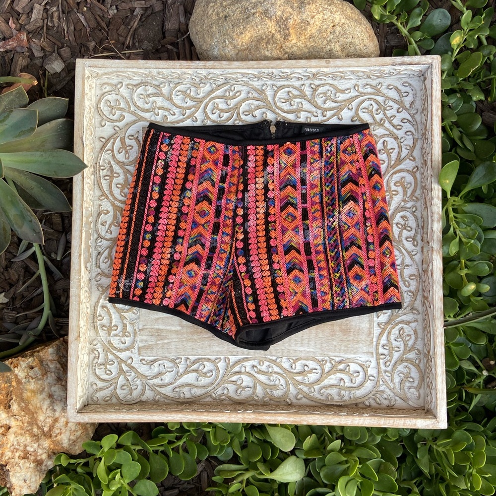 FOREVER 21 SEQUI HIGH WAISTED Shorts